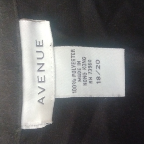 Black ruffled collar/cuff jacket. Light suedette like fabric. Size 18-20 - Picture 3 of 6